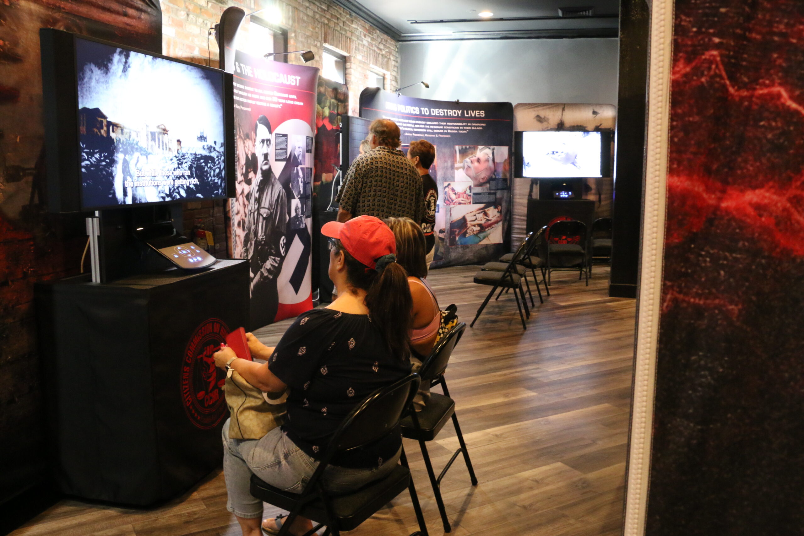 CCHR Traveling Exhibit in Old Sacramento Highlights Concerns Over Psychiatric Coercion
